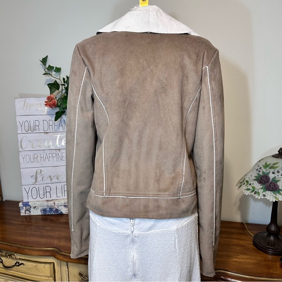 Au Lieu Tan Beige & White Faux Suede Fur Draped Ruffle Front Jacket New NWOT - Picture 7 of 14